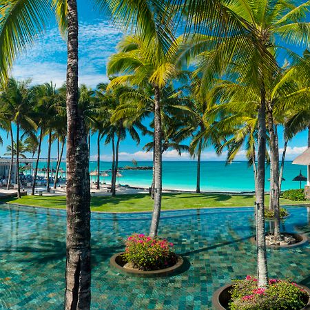 Constance Belle Mare Plage Экстерьер фото View of the beach at the resort