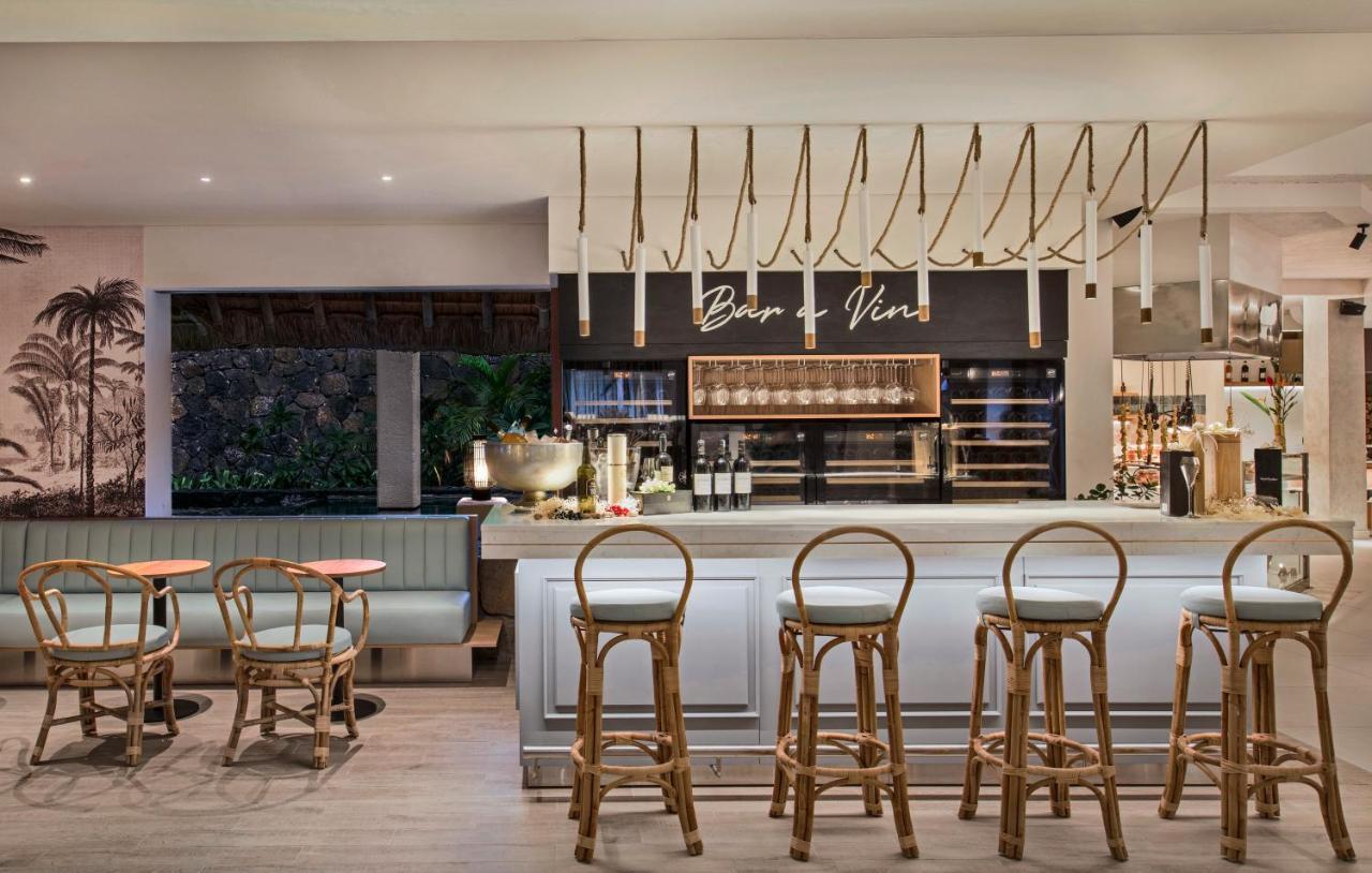 Constance Belle Mare Plage Экстерьер фото Bar 1010
