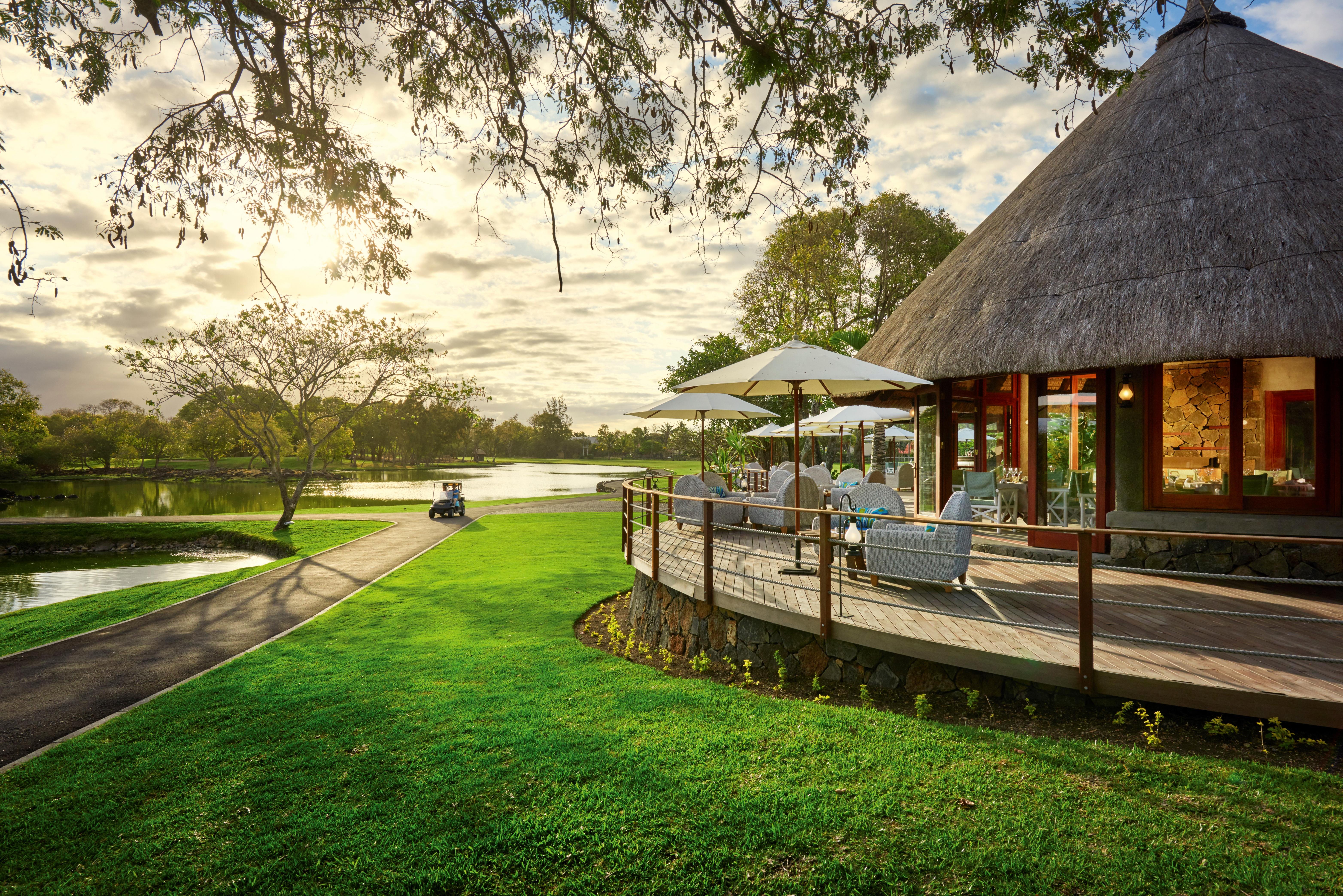 Constance Belle Mare Plage Экстерьер фото The clubhouse at the Leopard Hills Golf Course