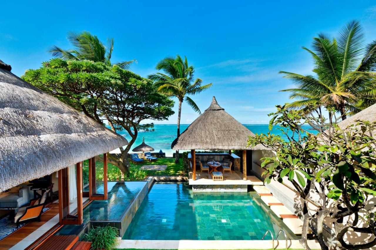 Constance Belle Mare Plage Экстерьер фото The resort's beachfront villas