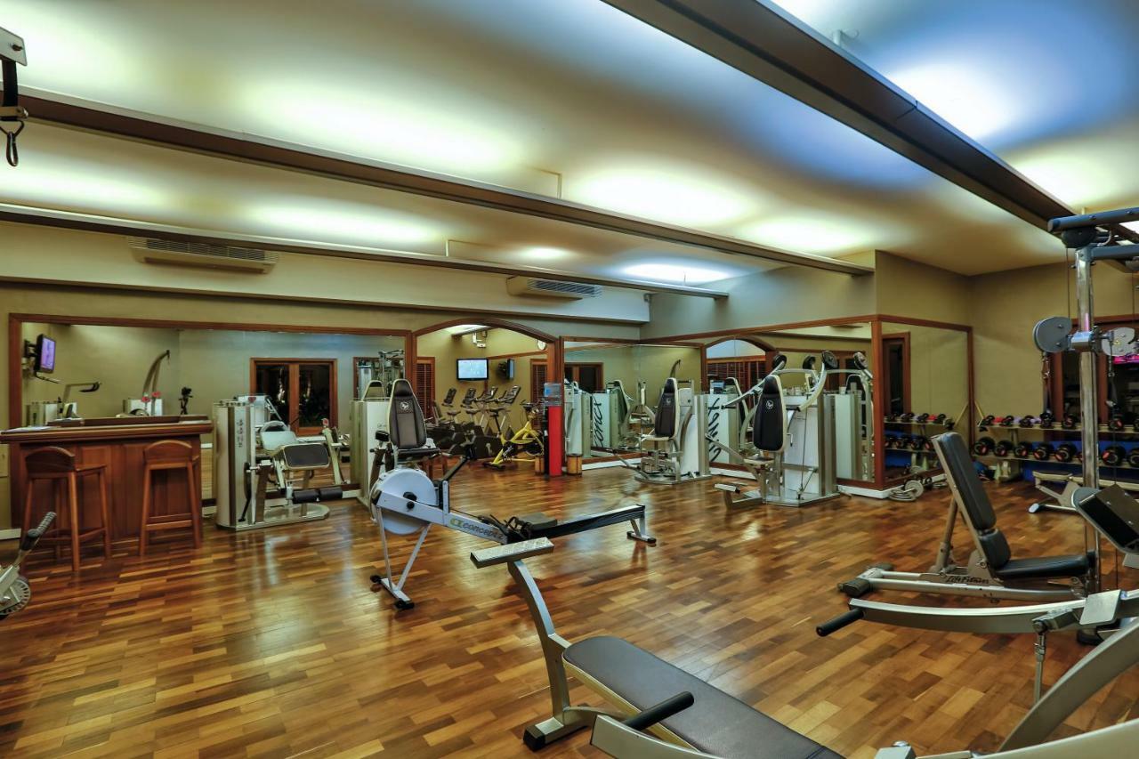 Constance Belle Mare Plage Экстерьер фото The gym at the hotel